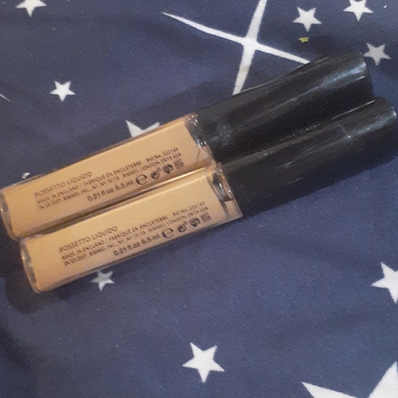 Stay satin liquid lip colour - Picture 2 of 3